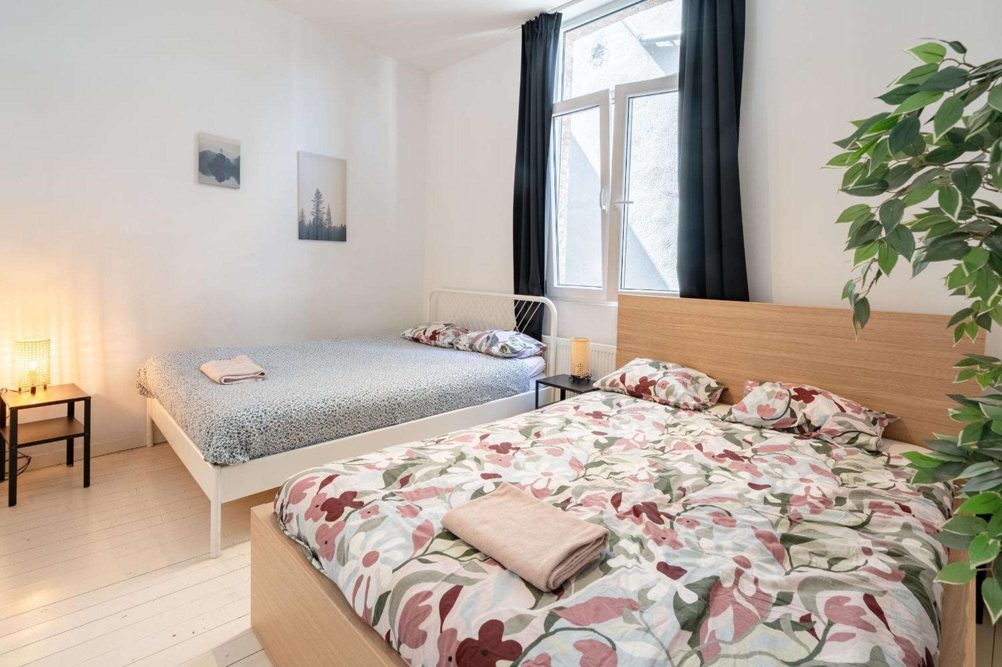 Beautiful Cozy Apartments In The Heart Of Antwerpen Bagian luar foto